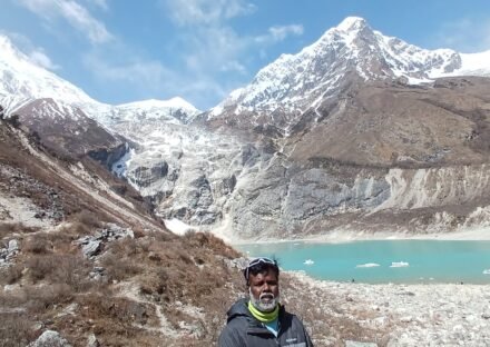 Manaslu Trek Package
