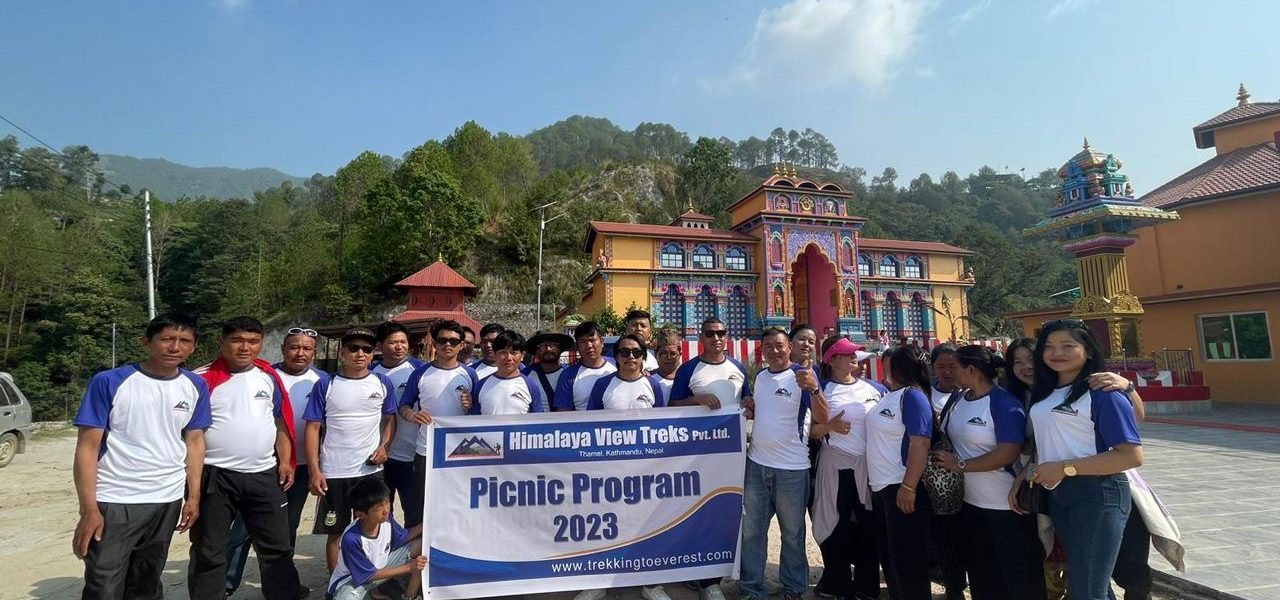 Hire A Guide in Nepal